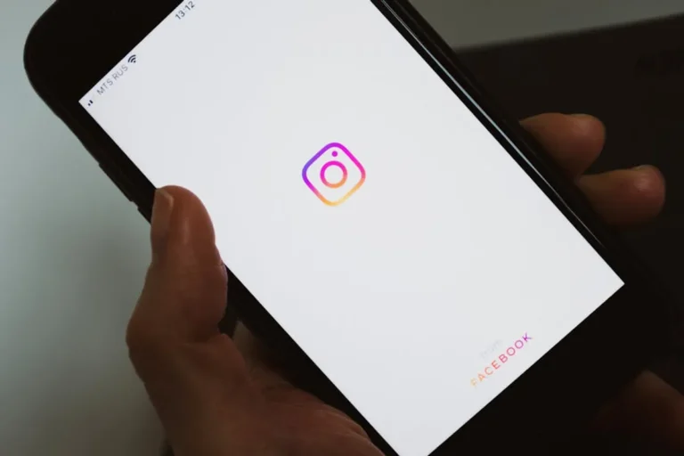 Instagram Story Viewer Tools: Safety Guide