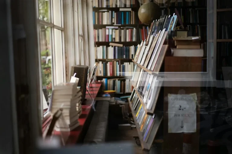 The Small Pleasures of the Neighborhood Bookshop, and What It Takes to Keep One Going