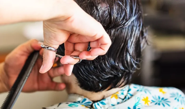 Short Haircuts for Women Over 40
