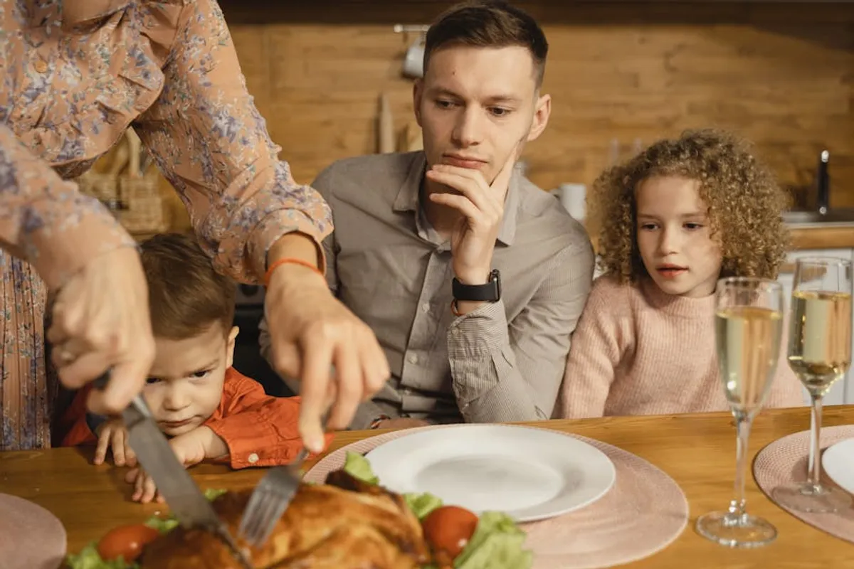 Thanksgiving Captions and Messages for Social Media