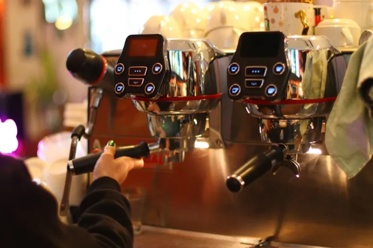 Why coffee shop workdays Are Trending Right Now
